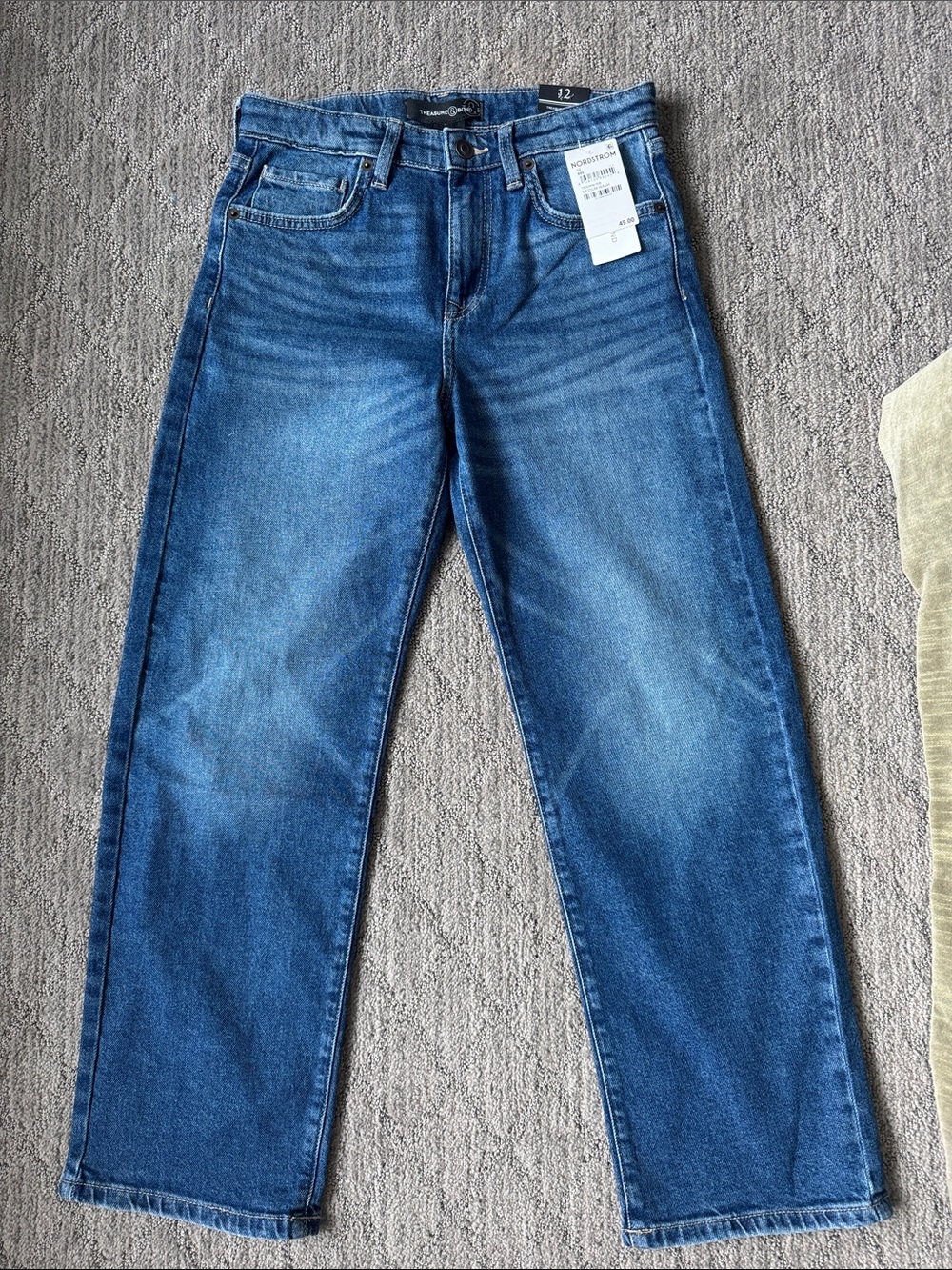 Treasure & Bond Classic Straight-Leg Jeans in Medium Blue